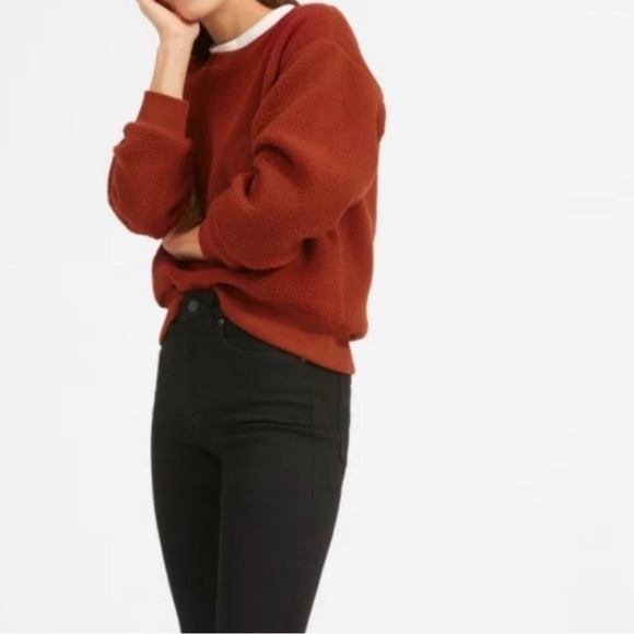 ReNew Raglan Fleece Sweater/Sweatshirt in Rust Red - Picture 2 of 5